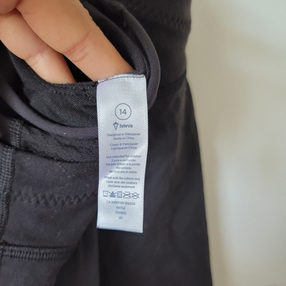 Ivivva by Lululemon kids line black tank top exercise workout top 14 - Picture 3 of 5